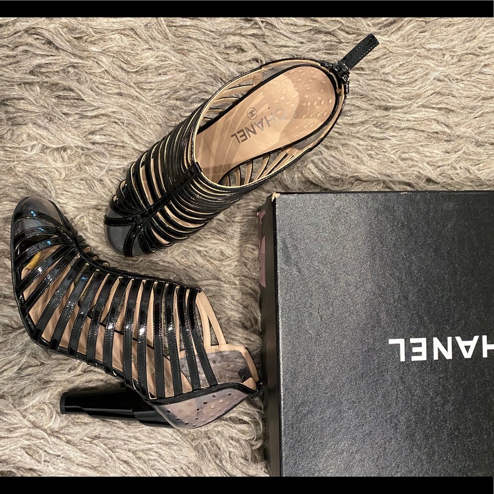 RARE AUTH CHANEL BLACK CAGE HEELS SZ 41/ US 11 - Picture 10 of 14